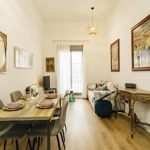Modern With Seasonal Swimming Pool- 1bd 1bth- Goyeneta Séville